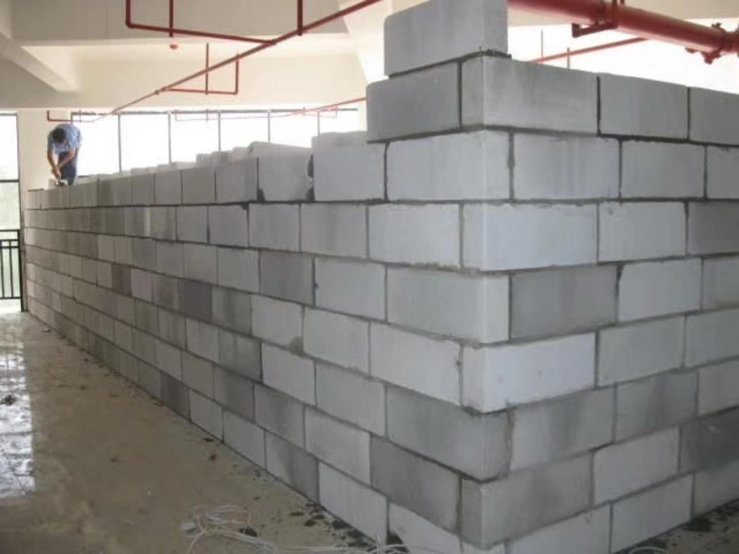 南安蒸压加气混凝土砌块承重墙静力和抗震性能的研究